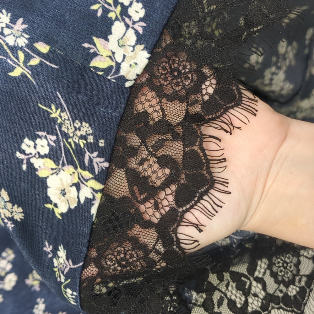 Kenzie x Francesca's Collections navy satin floral lace slip midi dress - Picture 6 of 13